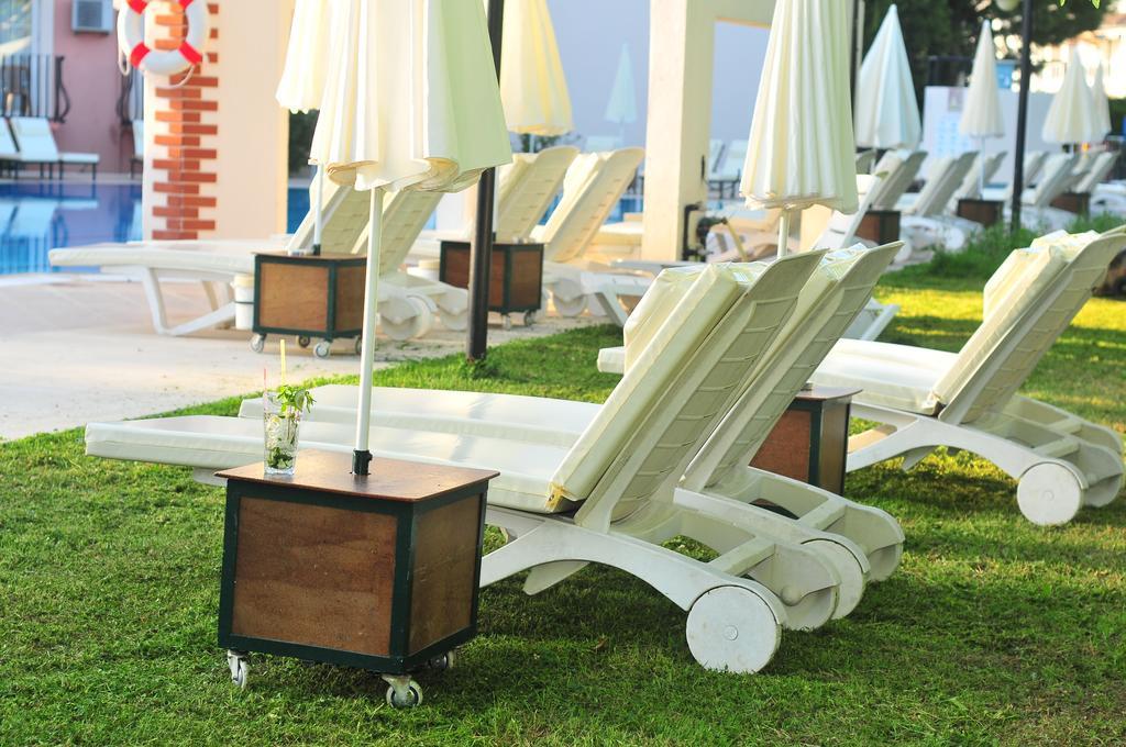 Hotel Pelin 페티예 외부 사진
